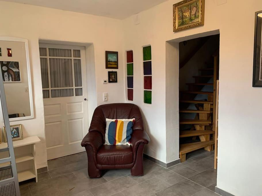 Ferienhaus Mit Garten In Thermennaehe Strebersdorf Bagian luar foto