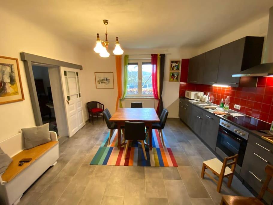 Ferienhaus Mit Garten In Thermennaehe Strebersdorf Bagian luar foto