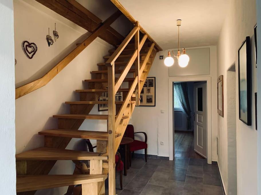 Ferienhaus Mit Garten In Thermennaehe Strebersdorf Bagian luar foto
